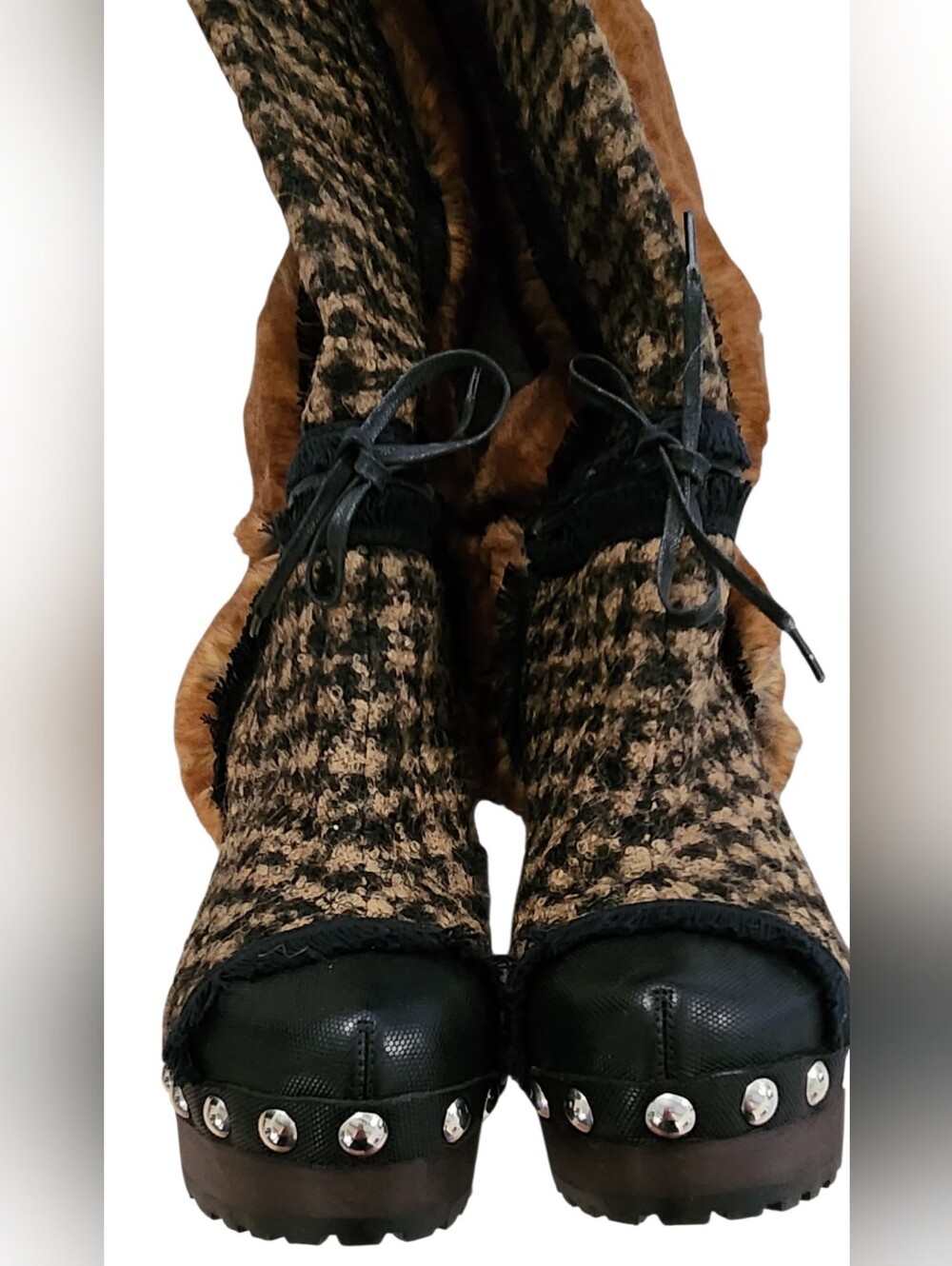 CHANEL Archival 2010 Ice Runway Fur Tweed Wood Clog Boots 40 - Picture 4 of 10